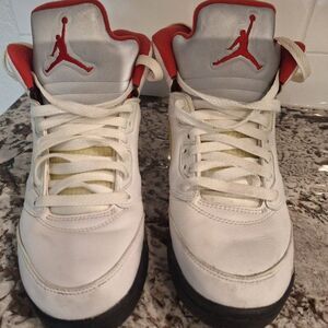 Nike Air Jordan 5 Retro Boys 7Y Athletic Shoes Sneakers 440889-102 Fire Red‎